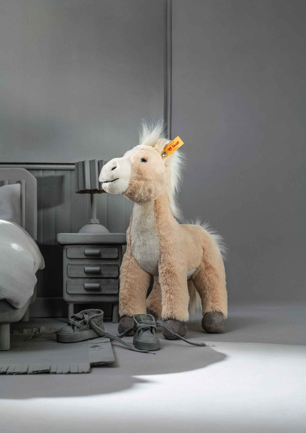 Gola Standing Horse Plush